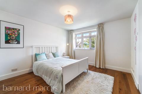 undefined, Maria Theresa Close, New Malden