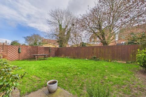 4 bedroom link detached house for sale, Priory Close, Nafferton, YO25 4AT