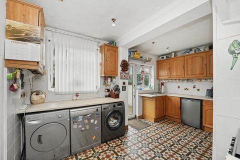 4 bedroom house for sale, Ascot Gardens, Enfield