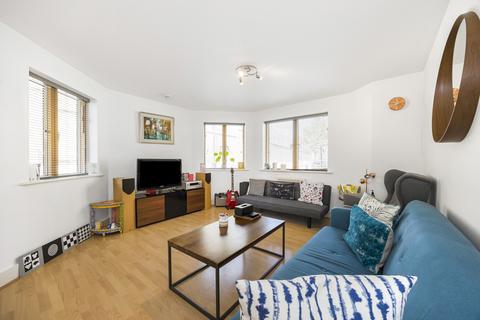 2 bedroom flat to rent, Collington Street London SE10