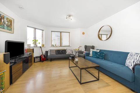 2 bedroom flat to rent, Collington Street London SE10