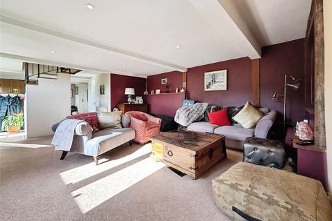 3 bedroom detached house to rent, Hawkenbury Road, Kent TN3