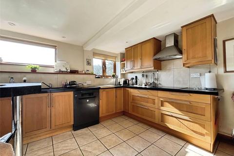 3 bedroom detached house to rent, Hawkenbury Road, Kent TN3
