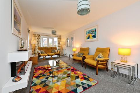 4 bedroom detached house for sale, Yarrow Drive, Hunstanton