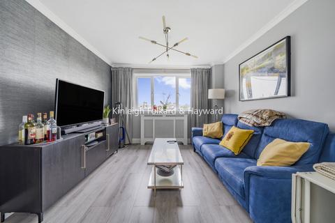 3 bedroom flat to rent, Chiswick Lane, Chiswick, London, W4