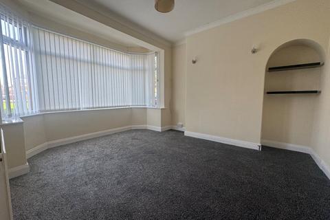 3 bedroom semi-detached house to rent, Cottingham Road, Hull, HU5
