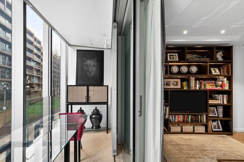 1 bedroom apartment for sale, 8 Circus Road West, London, SW11