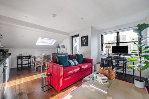undefined, Gordon Close London N19