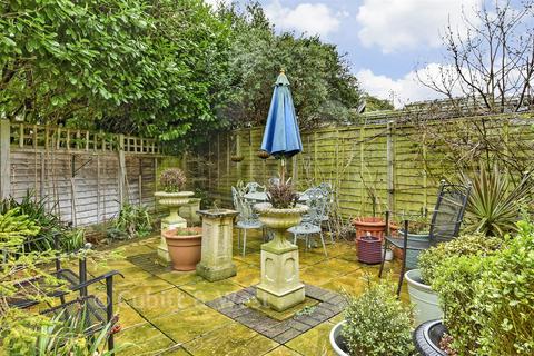 3 bedroom detached house for sale, Felpham Road, Bognor Regis PO22