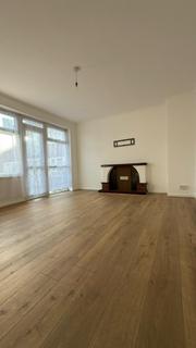 2 bedroom flat to rent, Enfield, EN3