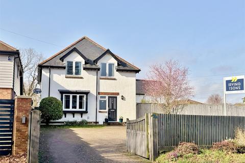 4 bedroom detached house for sale, Newtown Road, Verwood, Dorset, BH31