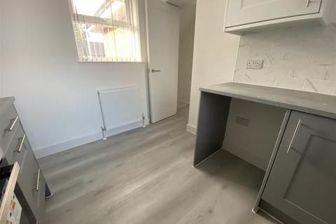 1 bedroom apartment to rent, Birmingham Road, Rowley Regis