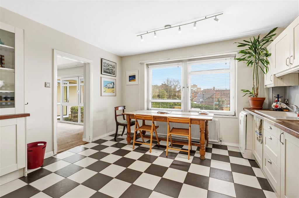 1, Hayes Court-12.jpg