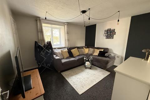 undefined, Caernarvon Close, Burton-On-Trent DE13