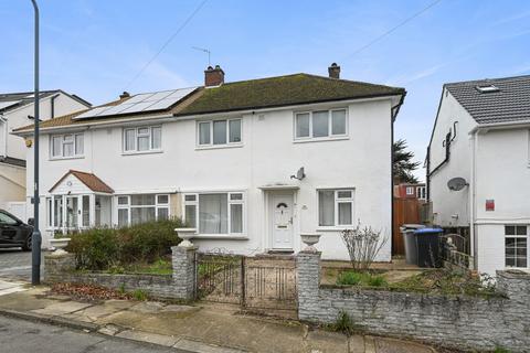 4 bedroom semi-detached house to rent, Bush Grove, London, NW9