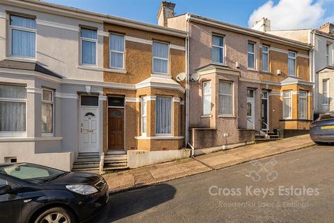2 bedroom house to rent, Cotehele Avenue, Plymouth PL2