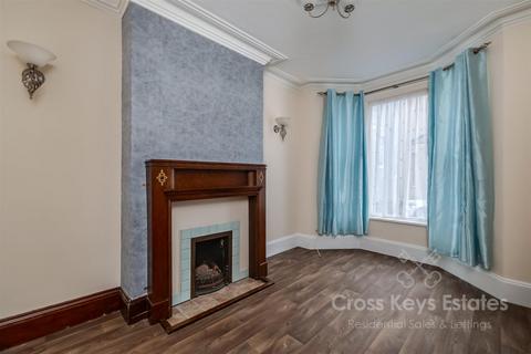 2 bedroom house to rent, Cotehele Avenue, Plymouth PL2