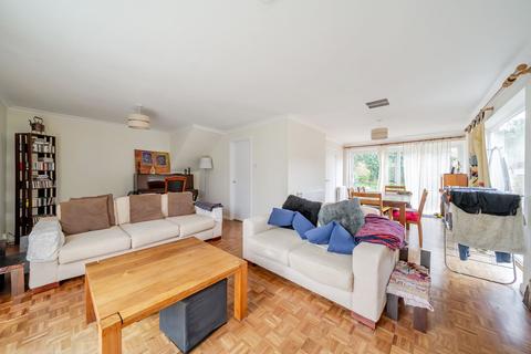 undefined, Dunedin Drive, Caterham CR3