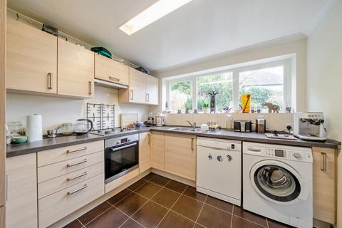 undefined, Dunedin Drive, Caterham CR3