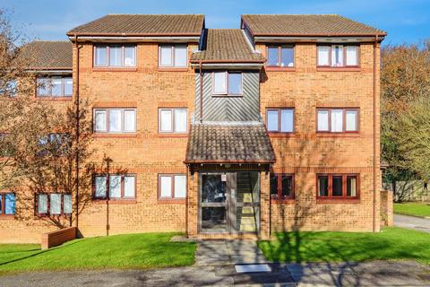 Tudor Close, Hatfield