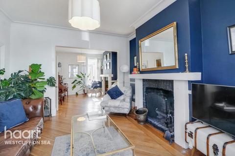 3 bedroom terraced house for sale, Retreat Road, Westcliff-On-Sea
