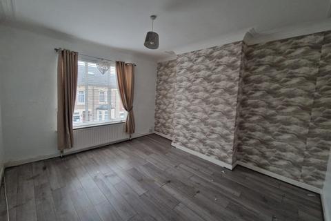 2 bedroom flat to rent, St. Aidans Street, Gateshead NE8
