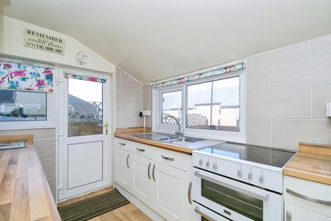 3 bedroom terraced house for sale, Everard Street, Barry