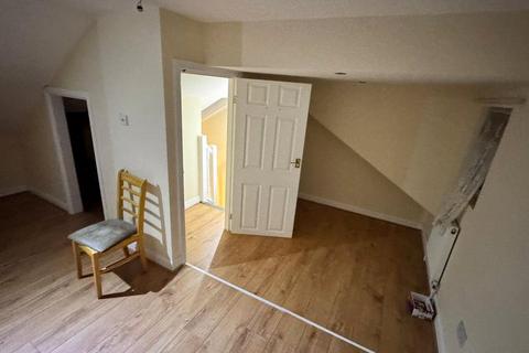 2 bedroom apartment to rent, Harrow, London HA2