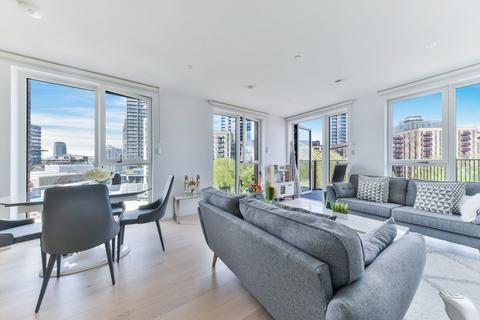2 bedroom flat for sale, Weymouth Building, Elephant Park, Deacon Street, Elephant & Castle, London, SE17