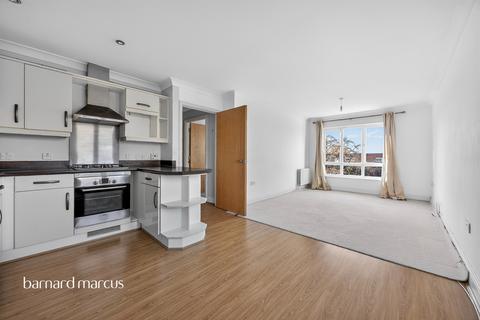 2 bedroom flat for sale, Woodcote Road, Wallington