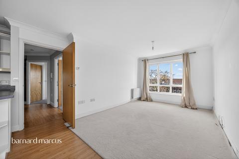 2 bedroom flat for sale, Woodcote Road, Wallington