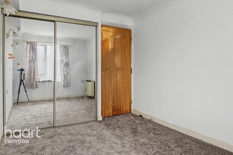 undefined, Brighton Road, South Croydon
