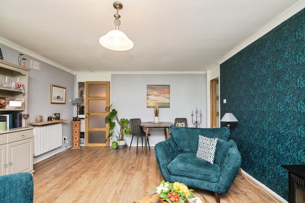 Apartment in Oldbury - View 3