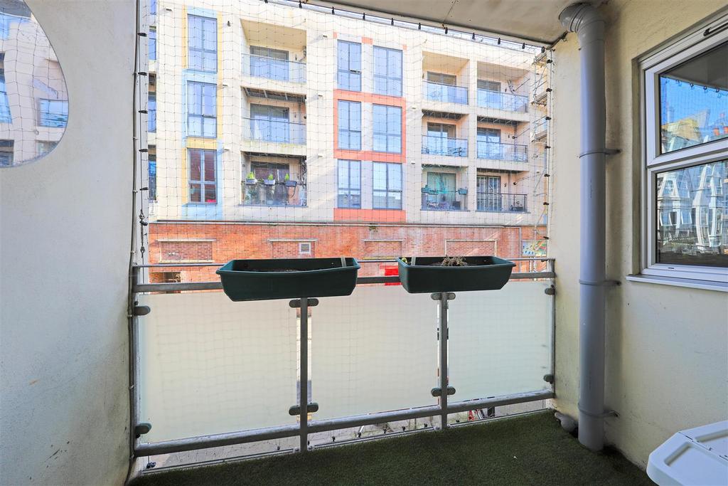 Nicholas james dorset house, balcony .jpg