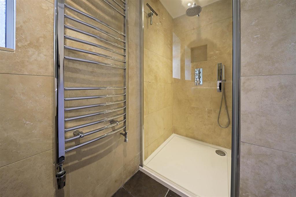 Nicholas james dorset house, shower1.jpg