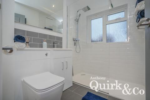 undefined, Vaulx Road, Canvey Island, SS8