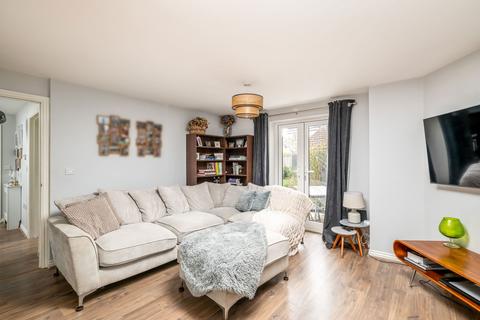 3 bedroom semi-detached house for sale, Meadowsweet Way, Hitchin SG5