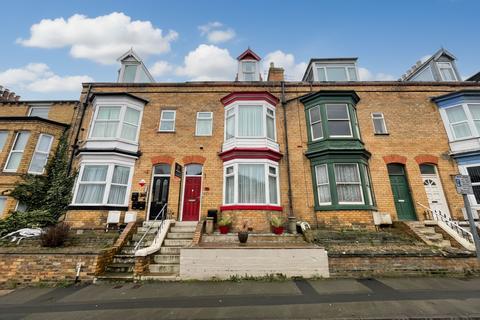 Langdale Road, Scarborough, YO12