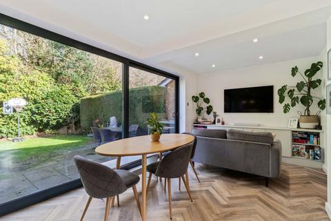 3 bedroom semi-detached house for sale, Knightsbridge Avenue, Grappenhall, WA4