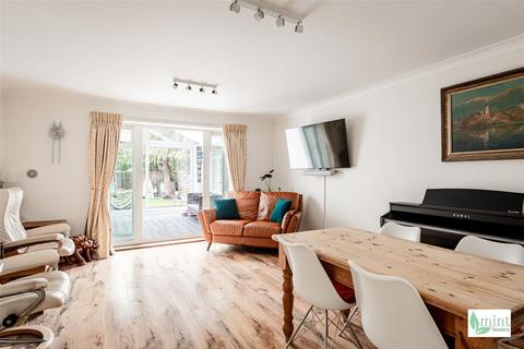 undefined, Kings Road, Addlestone KT15