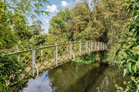 undefined, Church Walk Weybridge KT13