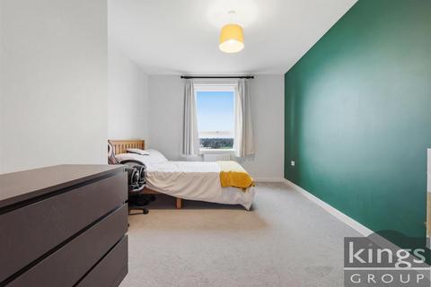 2 bedroom flat for sale, Cannon Road, London