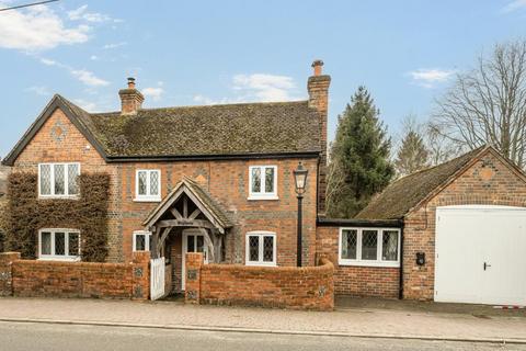 4 bedroom detached house for sale, Headley,  Hampshire,  RG19