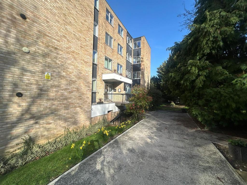 Lane End