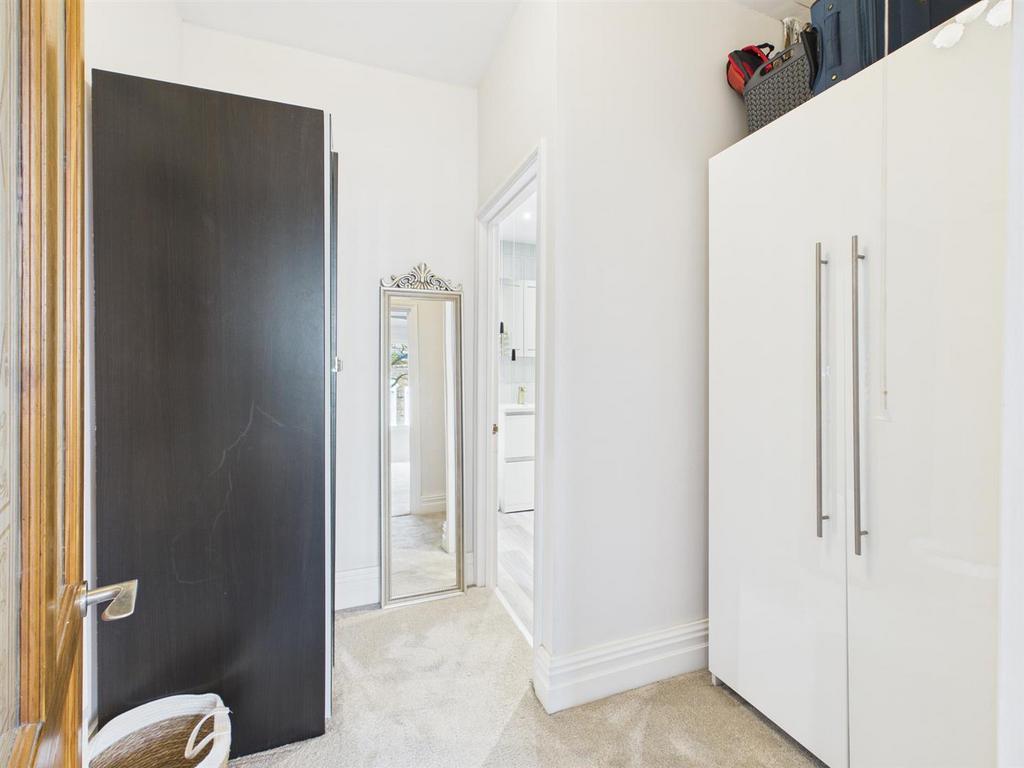 Dressing Room/En-Suite