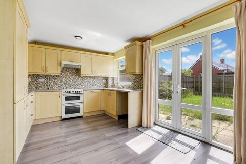3 bedroom semi-detached house for sale, Sandringham Road, Nottingham NG10