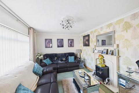 3 bedroom semi-detached house for sale, Wadebridge Grove, Hull,  HU9 5AZ