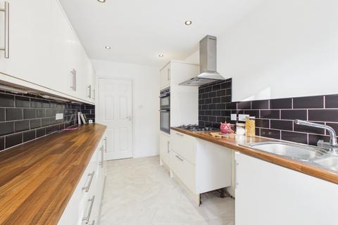 3 bedroom terraced house for sale, Park Avenue, Cottingham, East Riding of Yorkshire, HU16 5RJ