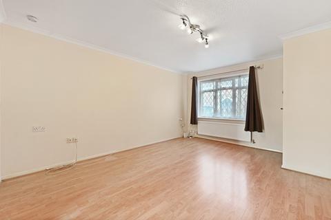 3 bedroom detached house for sale, Brentford Close, Hayes UB4