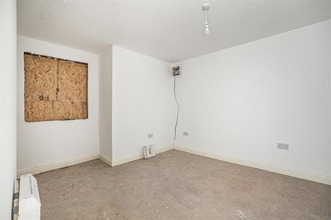 undefined, Fore Street, St. Columb TR9